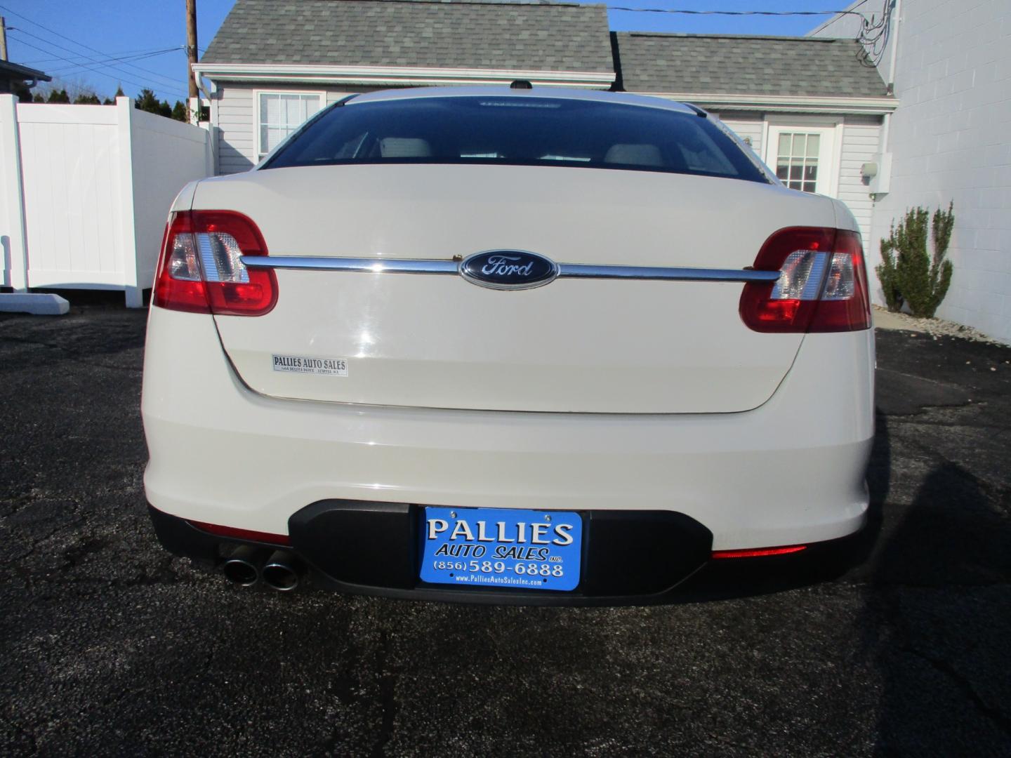 2010 Ford Taurus (1FAHP2HW2AG) , AUTOMATIC transmission, located at 540a Delsea Drive, Sewell, NJ, 08080, (856) 589-6888, 39.752560, -75.111206 - Photo#5